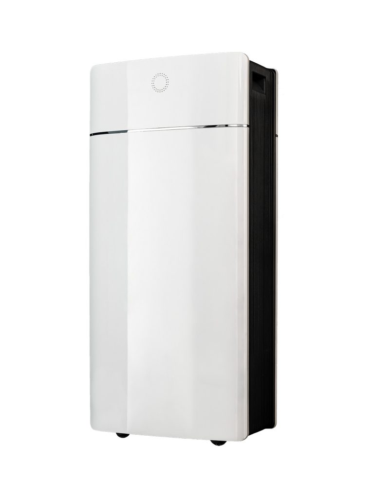 IO_white-small-e1606391900326-768x1024